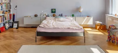 Bett Hans