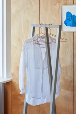 Kleiderbügel Hang